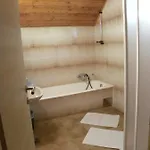 Apartma Cvetek, Srednja Vas 133 Апартаменты