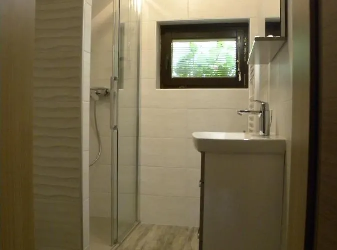 Apartma Cvetek, Srednja Vas 133 דירה